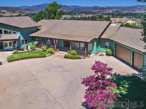 1331 Ash St, Ramona, CA 92065 photo 2