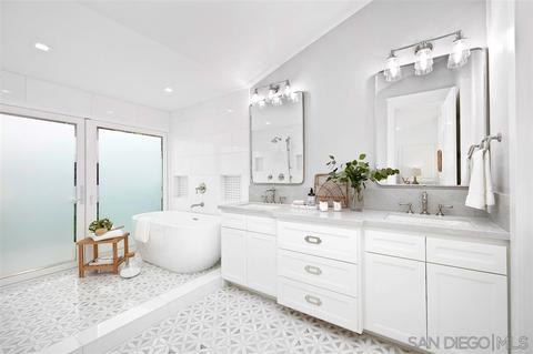 1645 Copa De Oro, La Jolla, CA 92037 photo 11