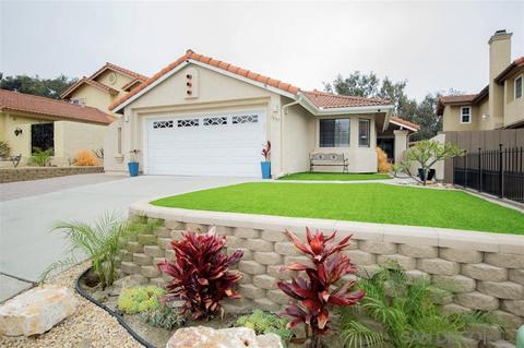 1097 Red Maple Dr, Chula Vista, CA 91910 photo 2