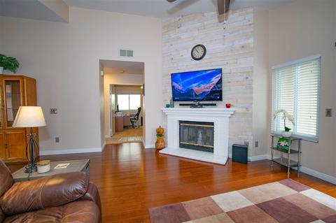 1097 Red Maple Dr, Chula Vista, CA 91910 photo 5