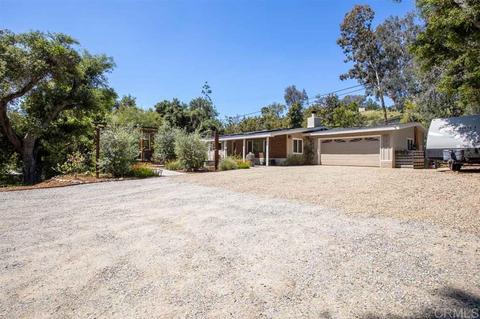 1950 Bluebell Ln, Fallbrook, CA 92028 photo 3