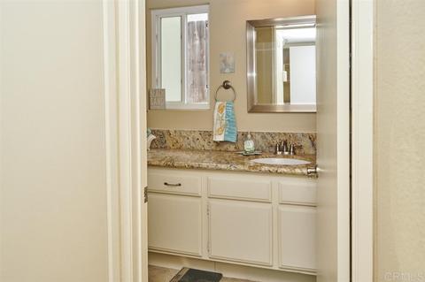 3586 Hatfield Cir, Oceanside, CA 92056 photo 11