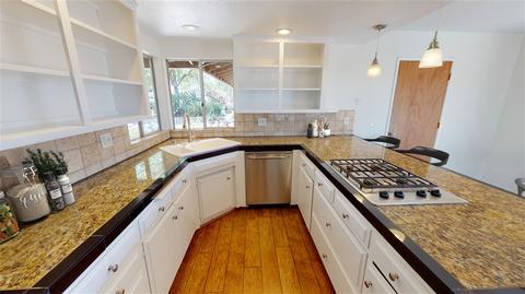 1039 La Solana Dr, Fallbrook, CA 92028 photo 6