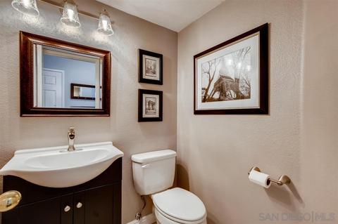 3349 Tournament Dr, Oceanside, CA 92056 photo 12