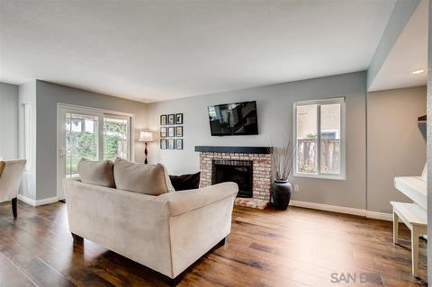 3349 Tournament Dr, Oceanside, CA 92056 photo 10