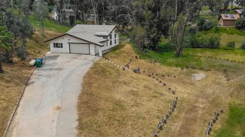 11612 Johnson Lake Rd, Lakeside, CA 92040 photo 3