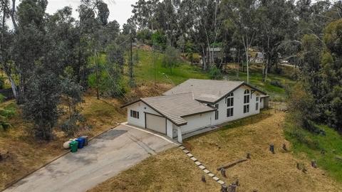 11612 Johnson Lake Rd, Lakeside, CA 92040 photo 1