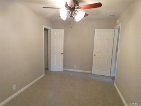 665 Sunset Dr, Vista, CA 92081 photo 17