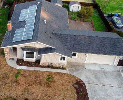 665 Sunset Dr, Vista, CA 92081 photo 2