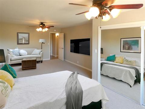 665 Sunset Dr, Vista, CA 92081 photo 12