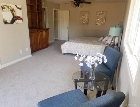 665 Sunset Dr, Vista, CA 92081 photo 8