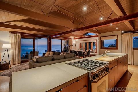 330 Neptune Ave, Encinitas, CA 92024 photo 2