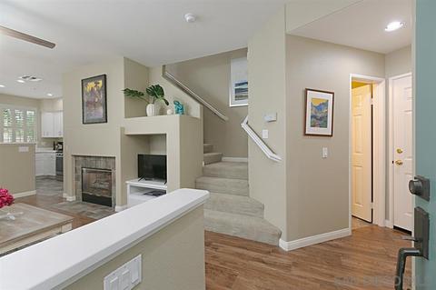 689 Sweet Pea Pl, Encinitas, CA 92024 photo 9
