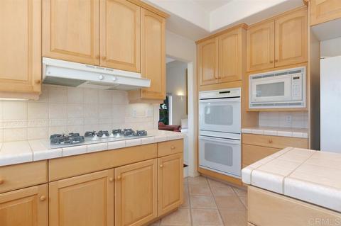 1386 Nightshade Rd, Carlsbad, CA 92011 photo 8