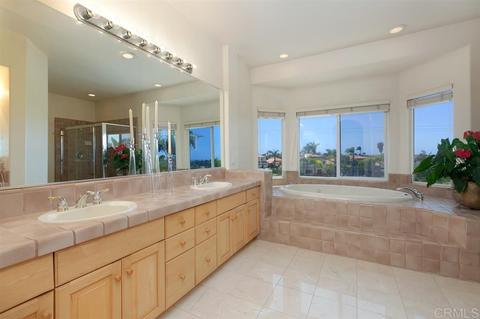 1386 Nightshade Rd, Carlsbad, CA 92011 photo 15