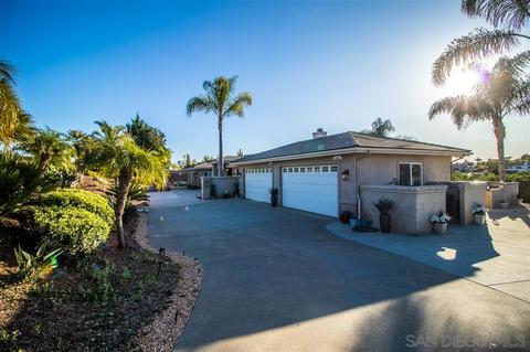 2891 Toulouse Ln, Fallbrook, CA 92028 photo 2