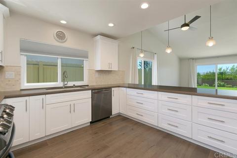 3607 Laredo St, Carlsbad, CA 92010 photo 15