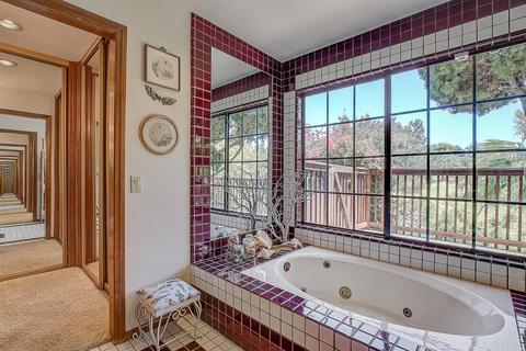 1604 Kings Way, Vista, CA 92084 photo 19