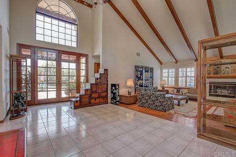 1604 Kings Way, Vista, CA 92084 photo 3