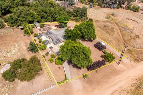 2438 Duraznitos Rd, Ramona, CA 92065 photo 1