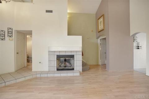 1872 Avenida Segovia, Oceanside, CA 92056 photo 7