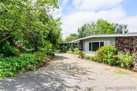 2288 Foothill Dr, Vista, CA 92084 photo 5