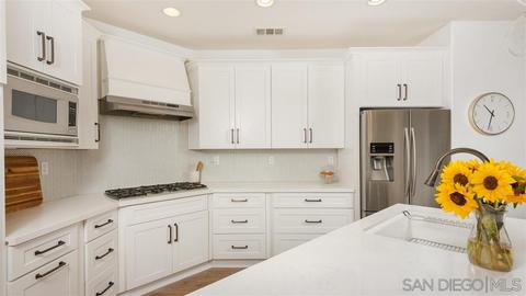692 Saddleback Way, San Marcos, CA 92078 photo 6