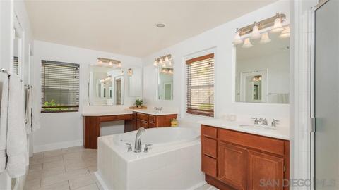692 Saddleback Way, San Marcos, CA 92078 photo 16