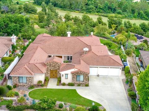 3938 Flowerwood Ln, Fallbrook, CA 92028 photo 1