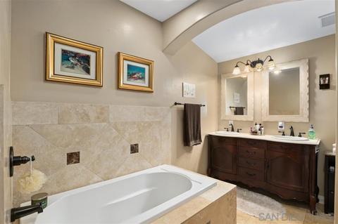 1021 Hillcrest View Ln, Fallbrook, CA 92028 photo 10