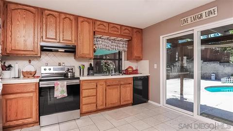 12962 Standish Dr, Poway, CA 92064 photo 7