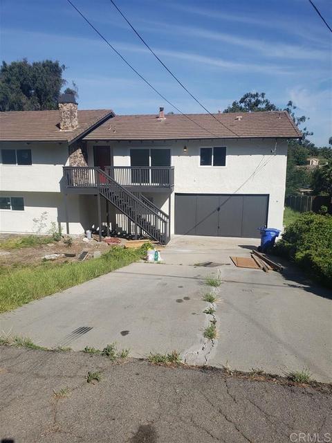 675 Sunset Dr, Vista, CA 92081 photo 1