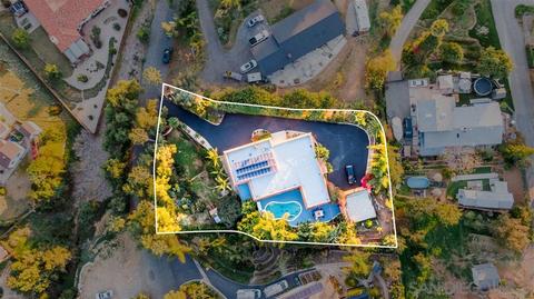 1718 Bittersweet Hl, Vista, CA 92084 photo 4