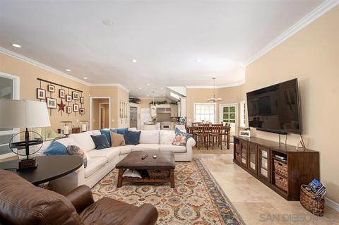 1329 W Muirlands, La Jolla, CA 92037 photo 9
