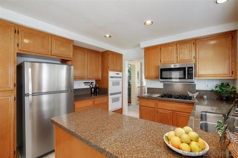 5006 Suncrest Ct, Oceanside, CA 92056 photo 10