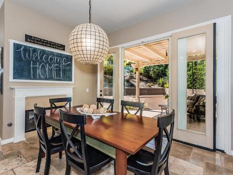 2937 Las Olas Ct, Carlsbad, CA 92009 photo 8