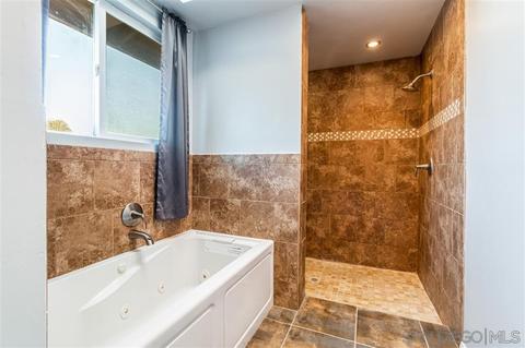 9772 Medina Dr, Santee, CA 92071 photo 23