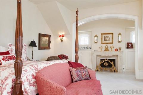 6121 Avenida Cresta, La Jolla, CA 92037 photo 19