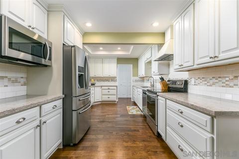 10028 Carreta Dr, Santee, CA 92071 photo 9
