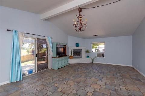 301 Mercedes Rd, Fallbrook, CA 92028 photo 7