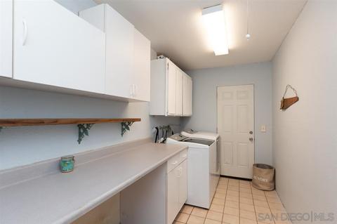 301 Mercedes Rd, Fallbrook, CA 92028 photo 12