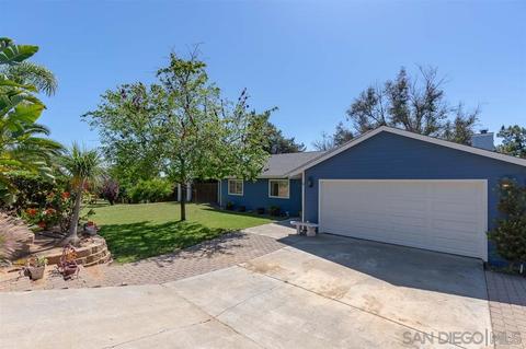 301 Mercedes Rd, Fallbrook, CA 92028 photo 2