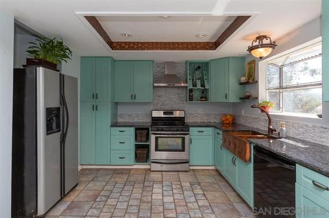 301 Mercedes Rd, Fallbrook, CA 92028 photo 5