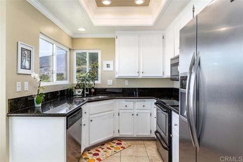 1508 Via Risa, San Marcos, CA 92078 photo 9