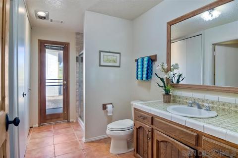742 Sleeping Indian Rd, Oceanside, CA 92057 photo 16
