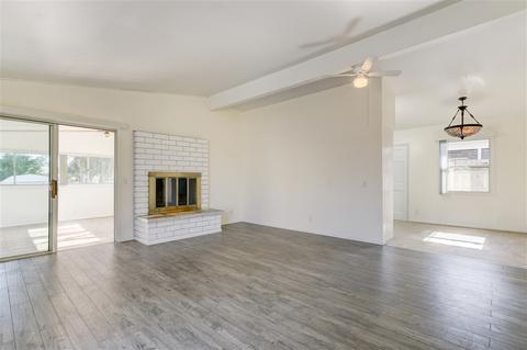 596 Joey Ave, El Cajon, CA 92020 photo 2