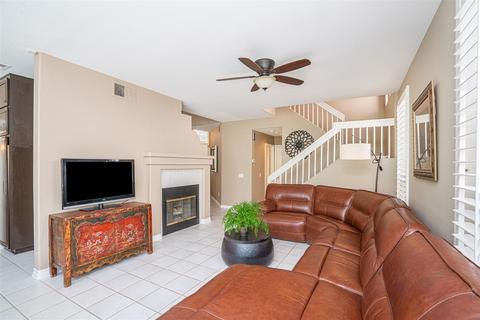 1580 Via Botero, Oceanside, CA 92056 photo 12