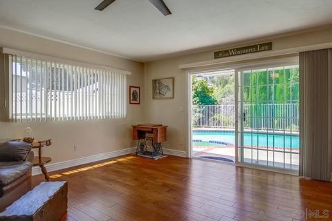 10749 Dutton Dr, La Mesa, CA 91941 photo 12