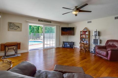10749 Dutton Dr, La Mesa, CA 91941 photo 13