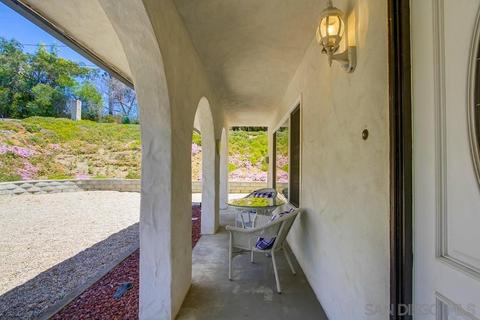 10749 Dutton Dr, La Mesa, CA 91941 photo 5